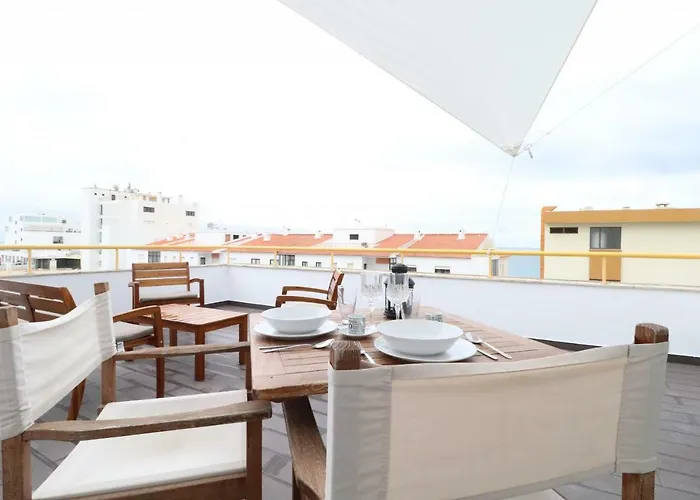 Valencia Terrace