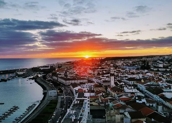 Azores 19Th Floor