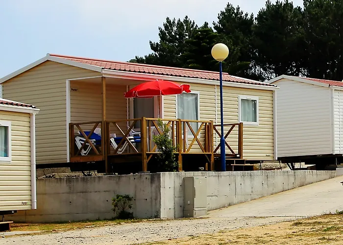 Orbitur Canidelo Bungalows - Caravan Park