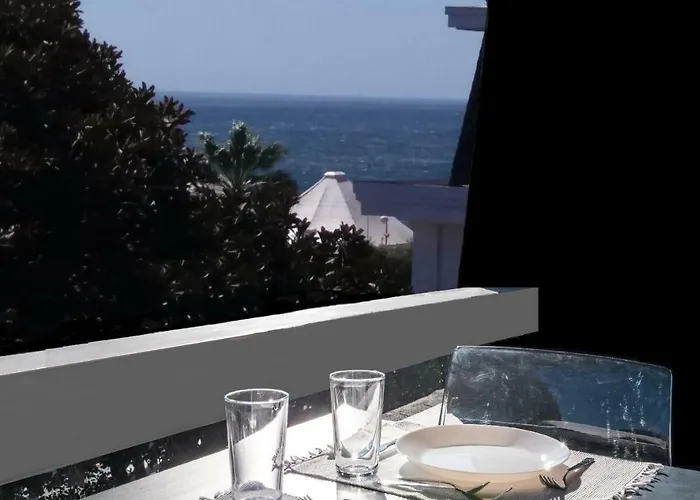 Cascais-Estoril Beachfront Apartments
