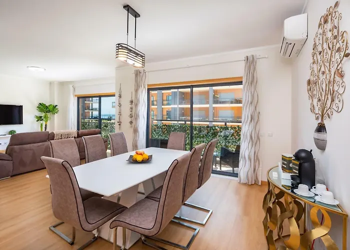 Oceanfront: Luxury Magnificent Views And Pool