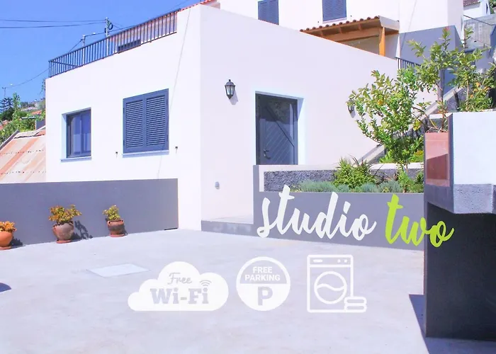 Studio Two | Massapez | Faja Da Ovelha | Calheta