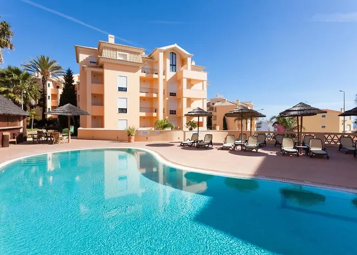 Aum Praia Da Luz Resort Apartment
