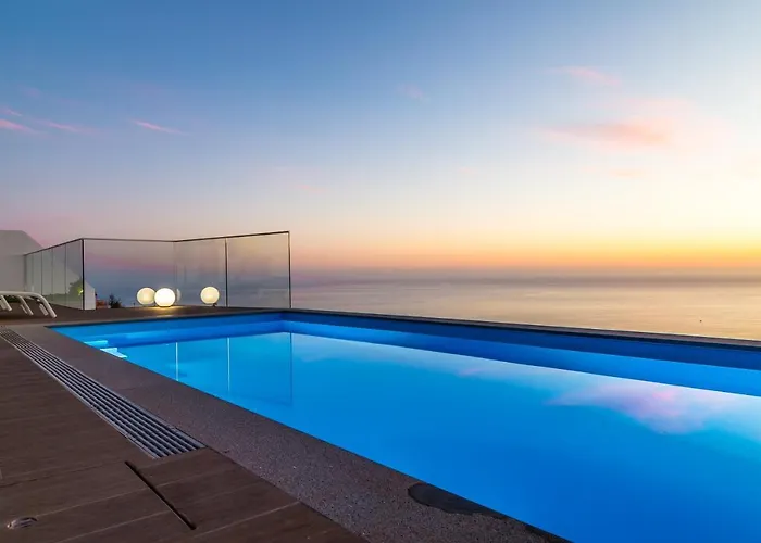 A&M House II Luxury Holidays Home