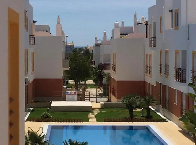 Cabanas Pool Apartment