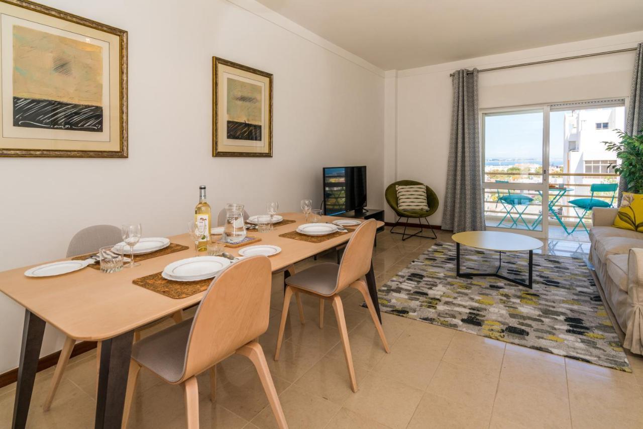 Apartment Sunny Seaside Escape Lagos