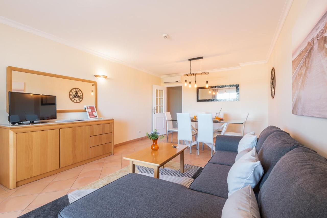 Duplex Mar A Vista, Com Piscina E Linda Vista Mar, A 600m Da Praia! * Portimao