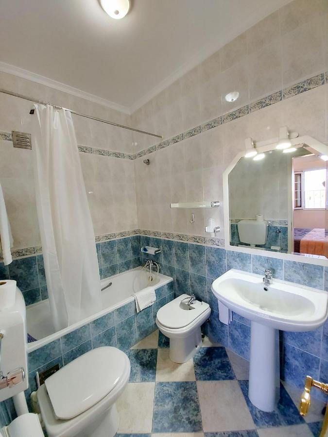 Formosa Al-estabelecimento De Hospedagem,quartos-rooms Pensión Monte Gordo