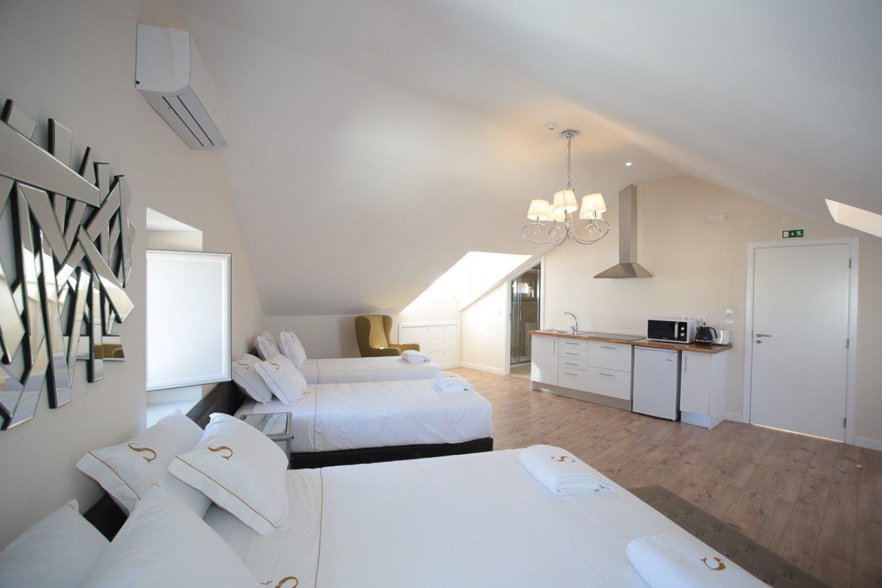 Suites Guest House Bed & Breakfast Cascais
