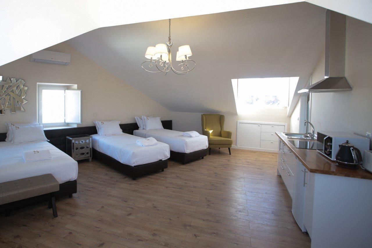 Bed & Breakfast Suites Guest House
