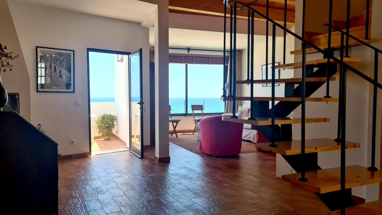 Cliffs House *