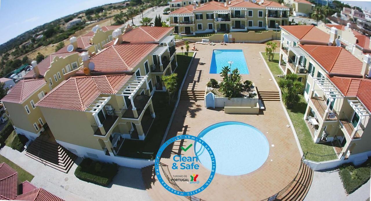 T1 Com Vista Mar Perto Da N.ª Sra. Da Rocha Apartment