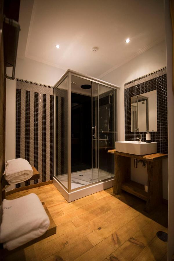 Hostel Modern & Recycled