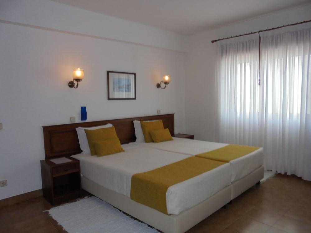 Boutique Marina S. Roque Hotel Lagos