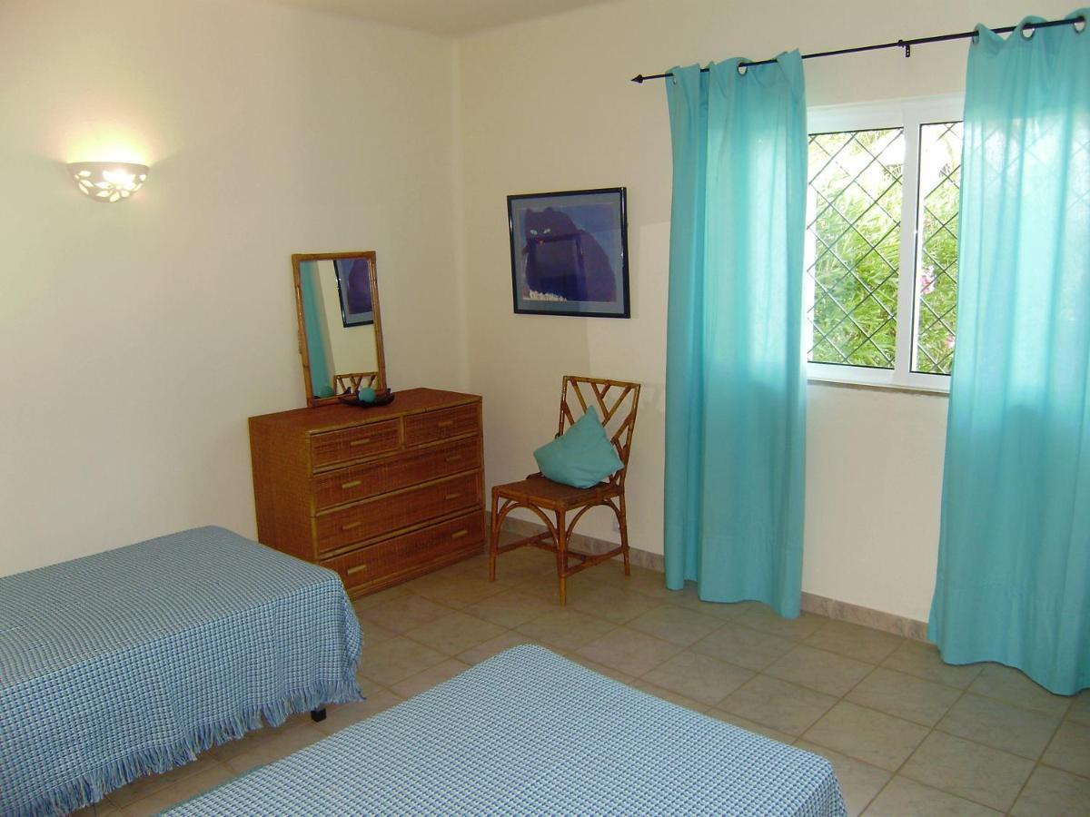 Villa Oceano Golf 482 2 Bedrooms Sea Views A Stones Throw To The Beach Vale Do Lobo *