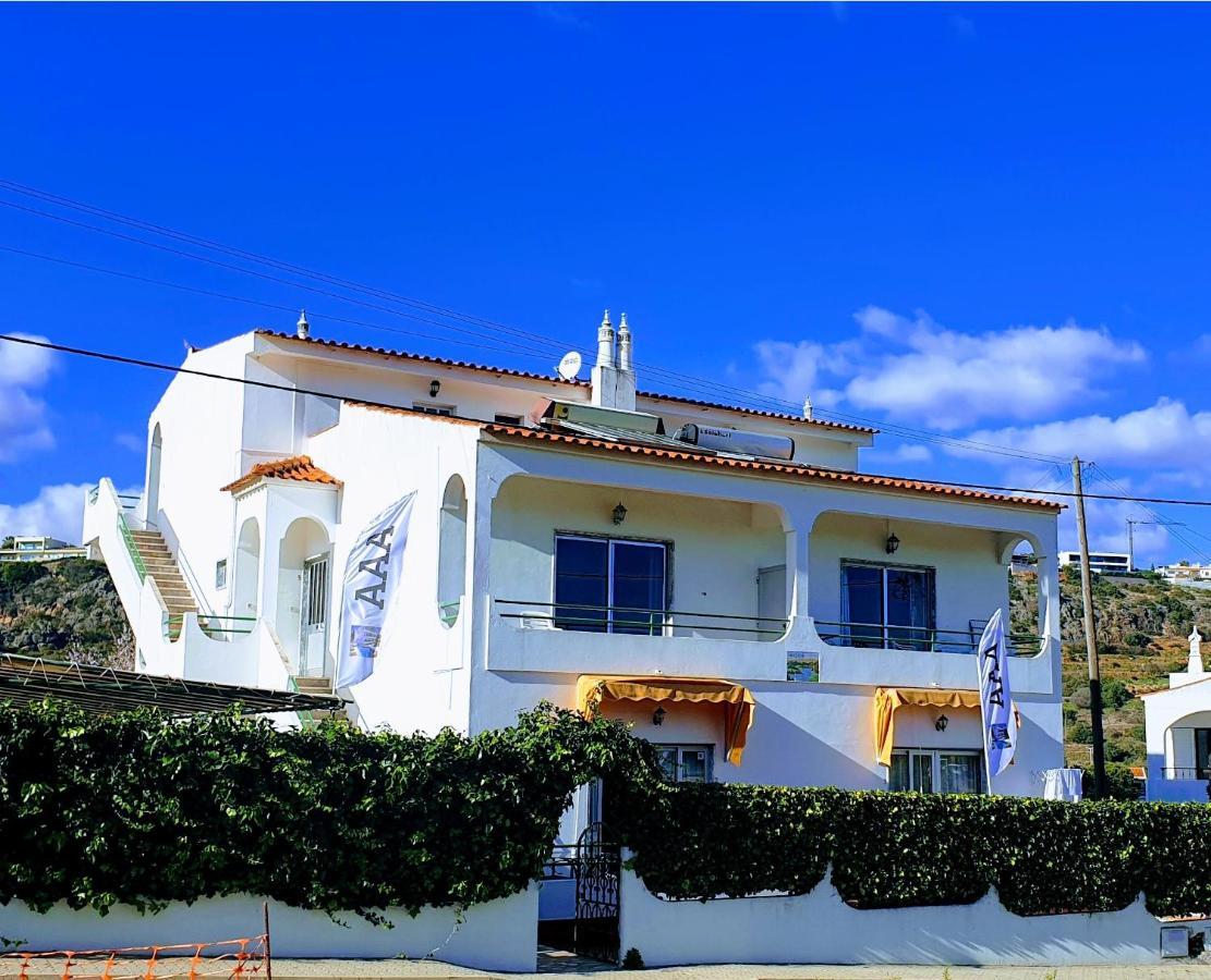 Guest house Vale Do Sol 3*