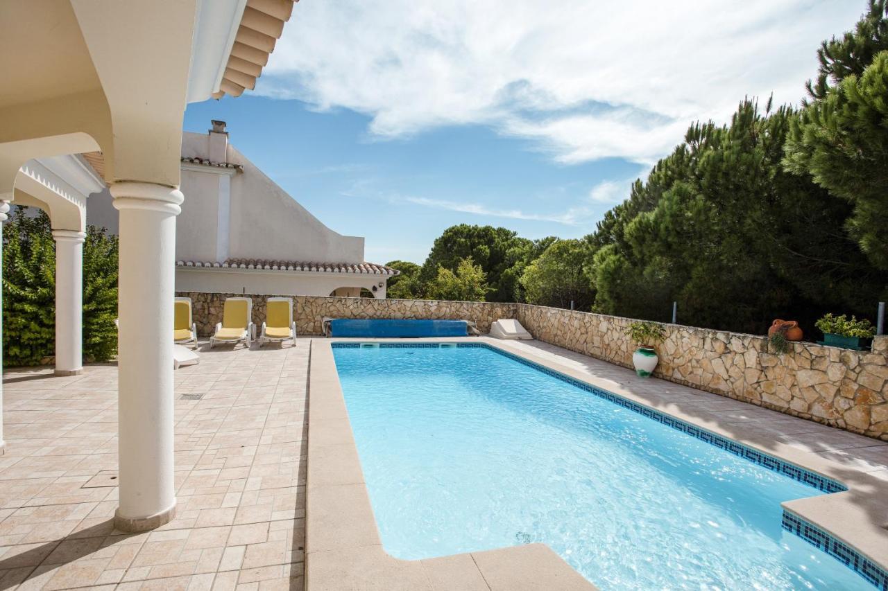 Casa Romanzeiras