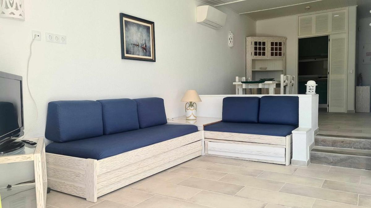Apartamento Albufeira, With Terrace, Views, 5 Min To *
