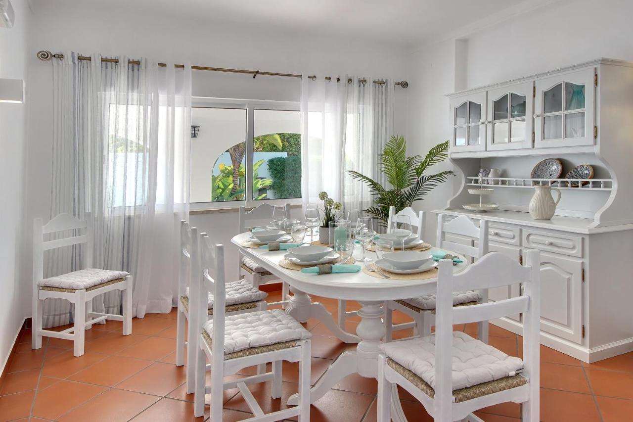 Francella- Relaxing Holidays In An Ideal Location By Dreamvillasalbufeira Villa