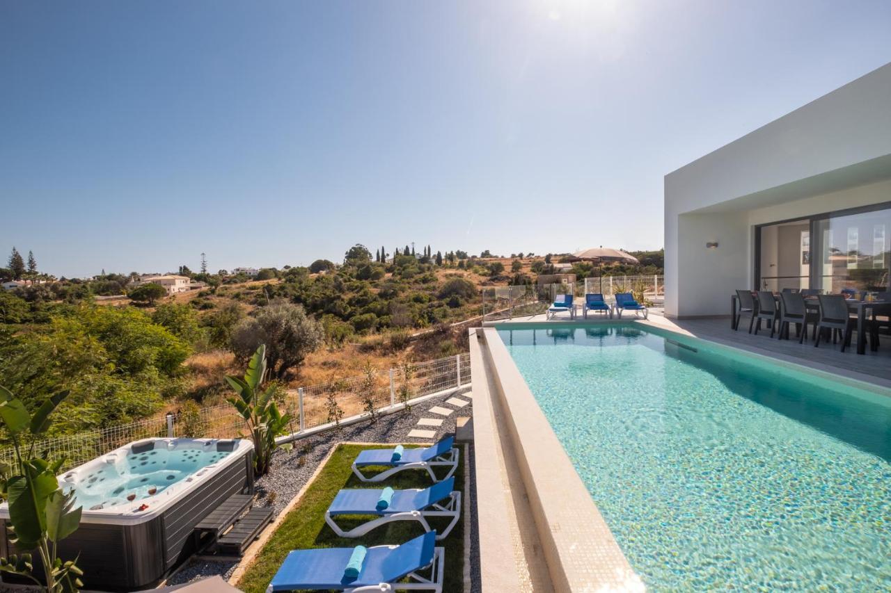 Villa Charlotte By Algarve Vacation Armacao de Pera