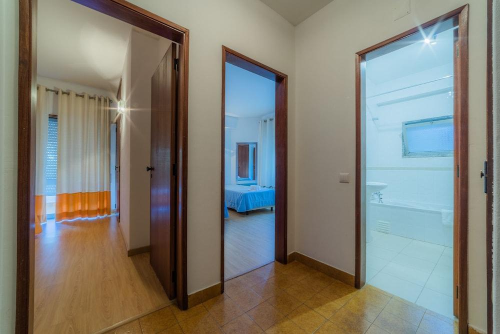 Torres Mira By Garvetur Apartment Quarteira