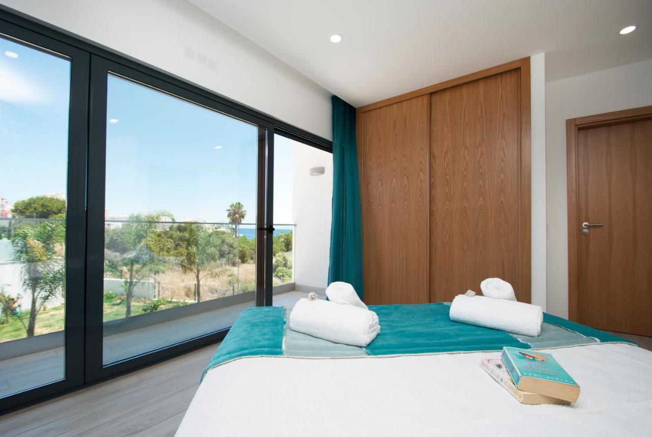 Charlotte By Algarve Vacation Villa *