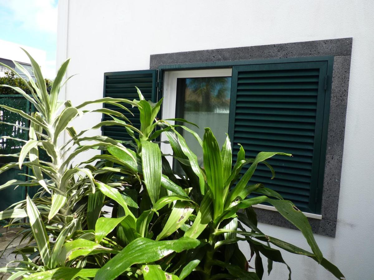 Azores Holidays House -b&b - - Self Check-in Keyboard Bed & Breakfast