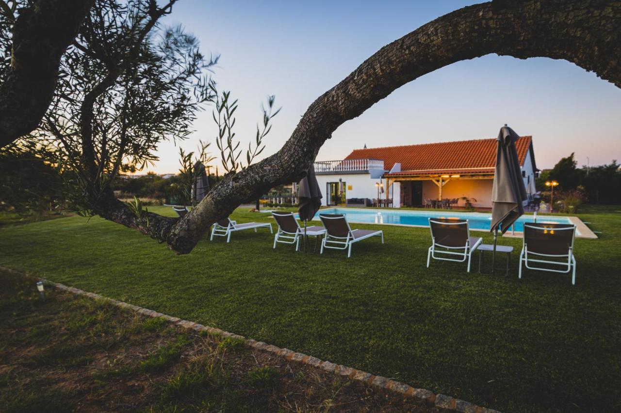 With Pool & Garden By Host Wise Bed & Breakfast 3*