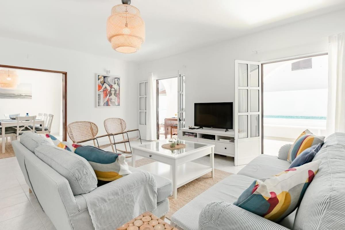 Beachfront With Private Pool In Manta Rota * Vila Nova de Cacela