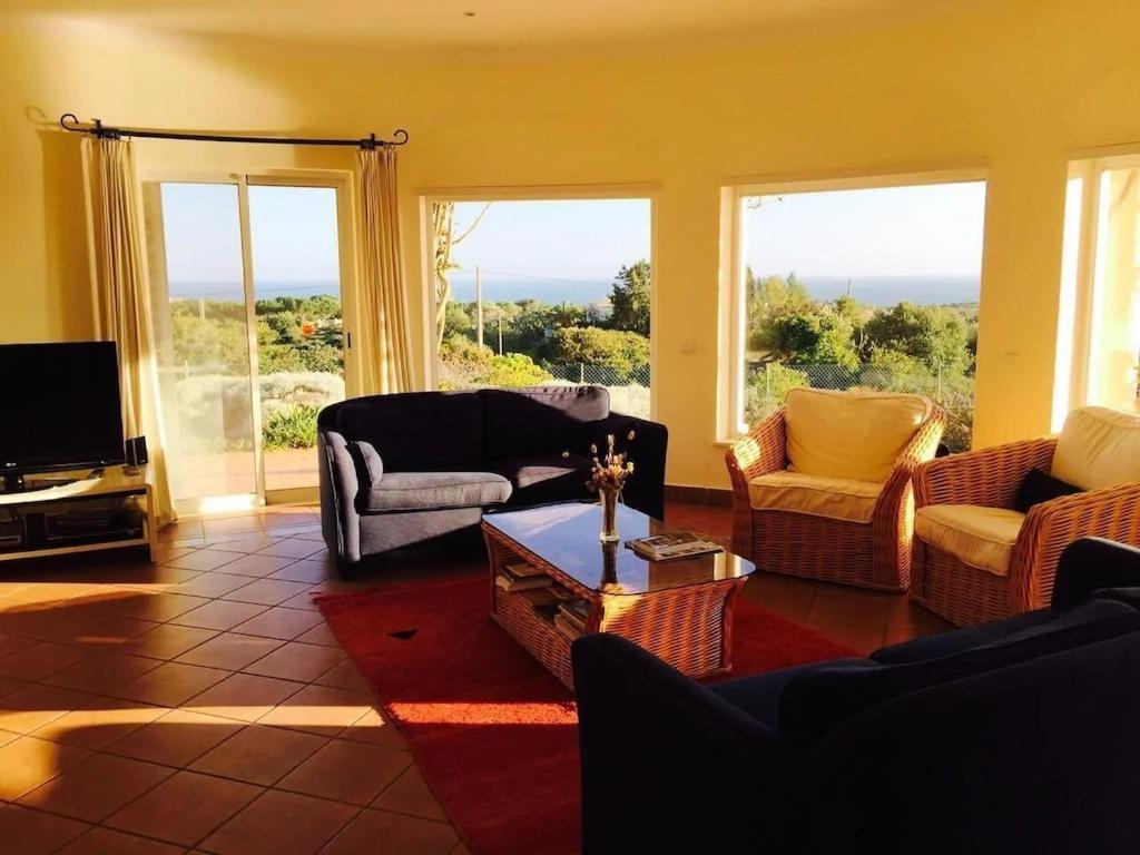 With Beautiful Views & Spacious Garden Villa