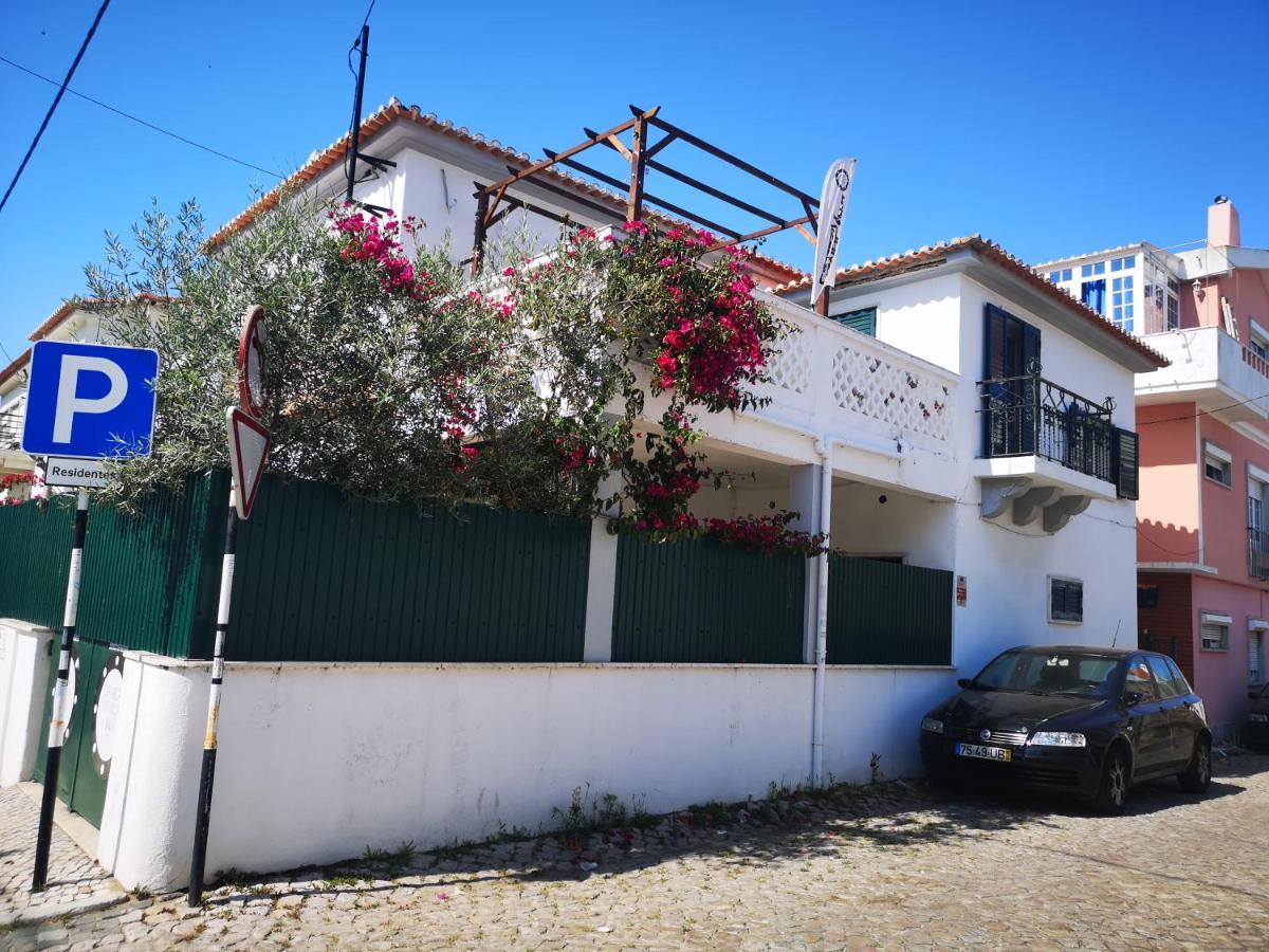Guest house Caparica Surf *