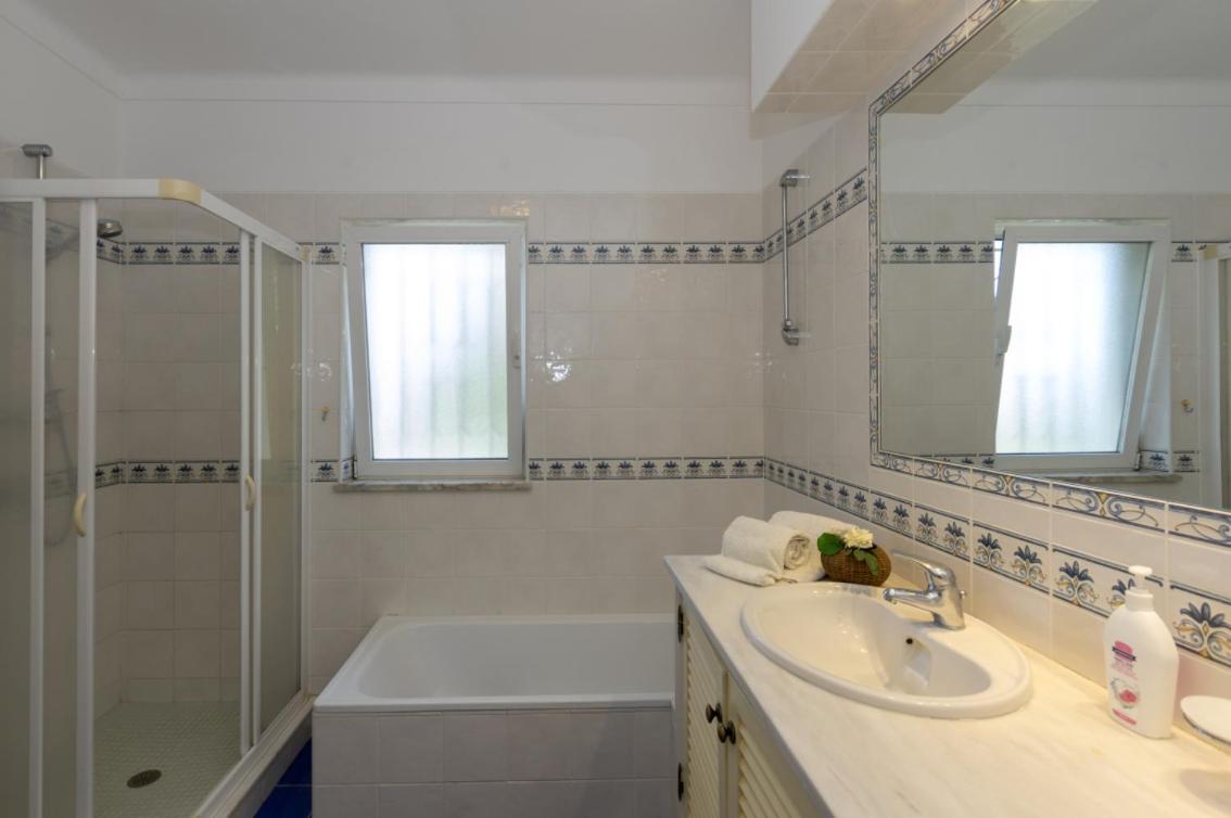 With Beautiful Views & Spacious Garden Ferragudo (Faro)