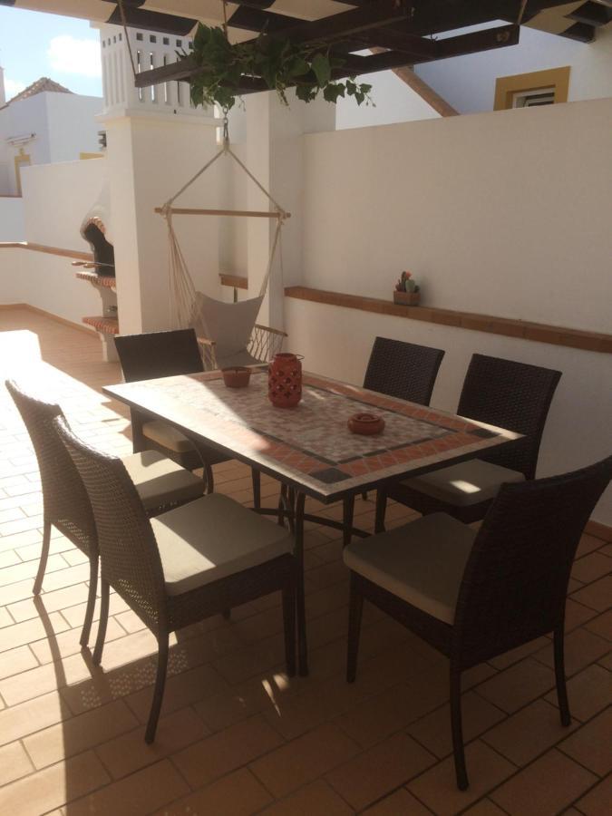 Gomeira Floor Apartment *