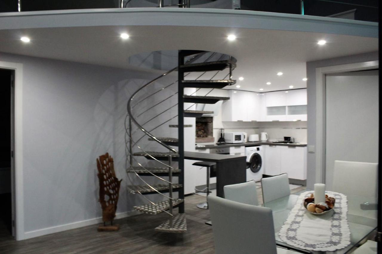 Quinze, Contemporary Designed With Swimming Pool Ponta Delgada (Madeira)