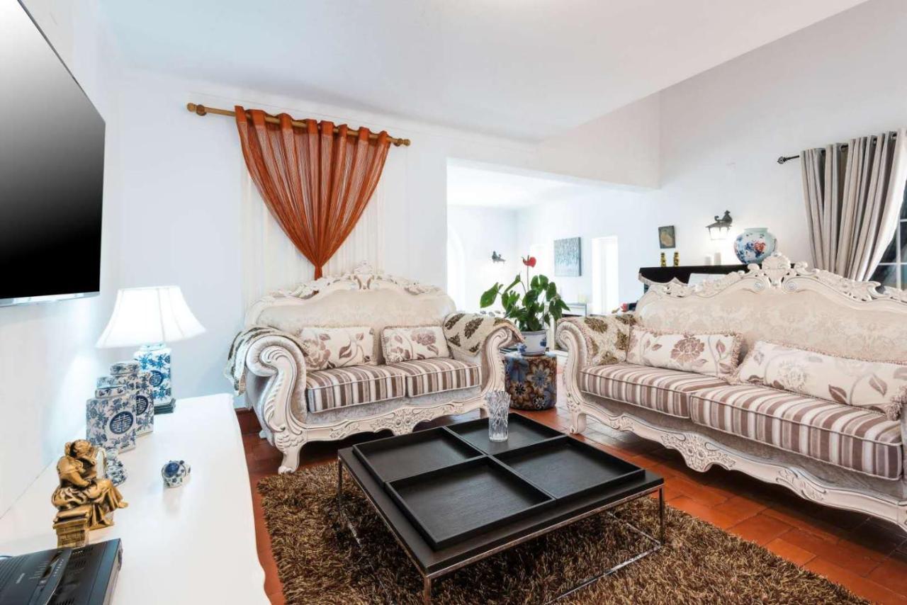 Casa Birre Guesthouse Guest house Cascais