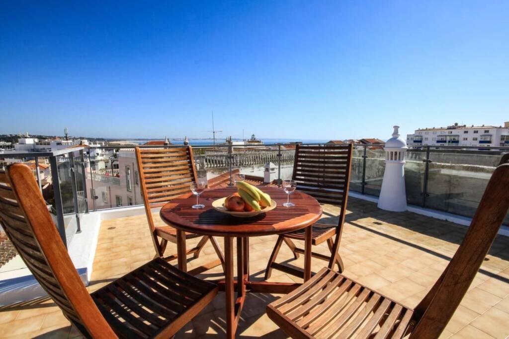 Townhouse W Beautiful Terrace - 360 Degrees Views! *