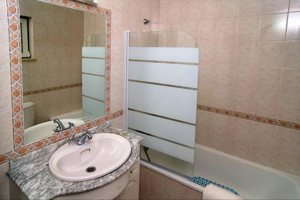 Townhouse W Beautiful Terrace - 360 Degrees Views! *