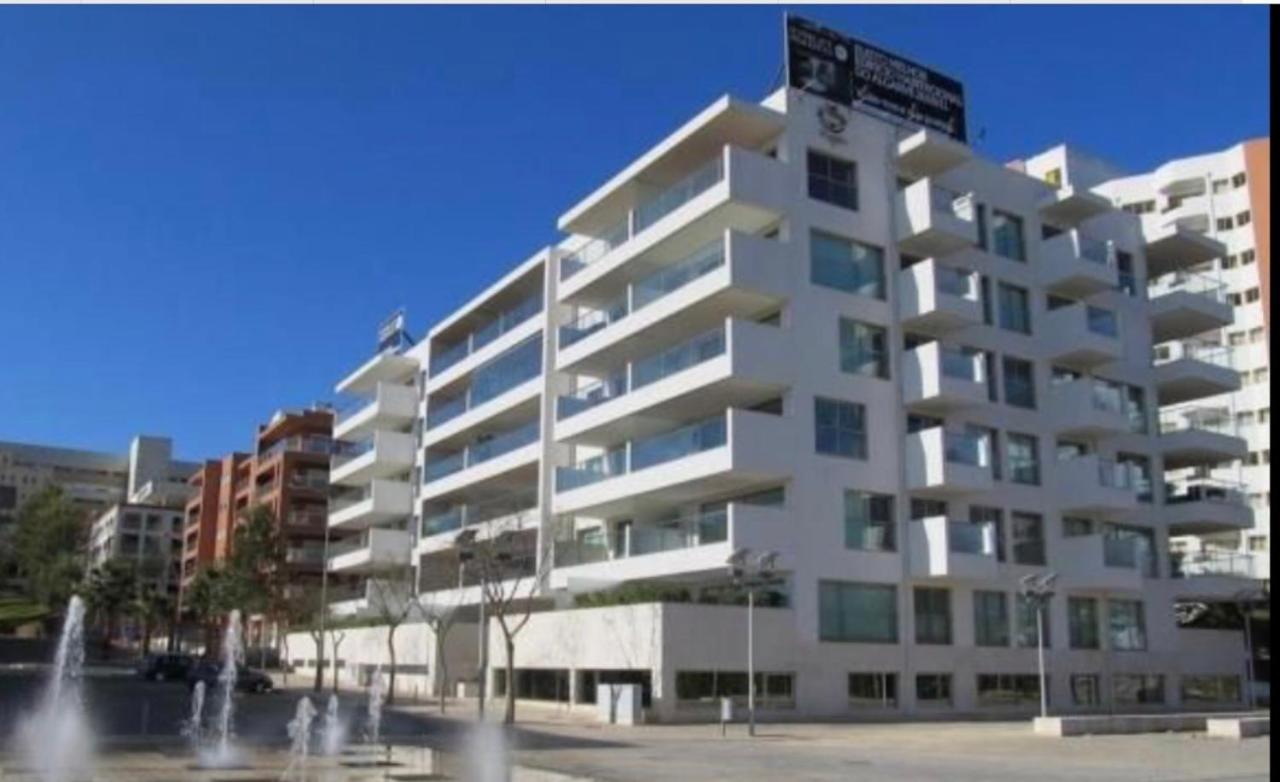 Apartment Near The And Marina