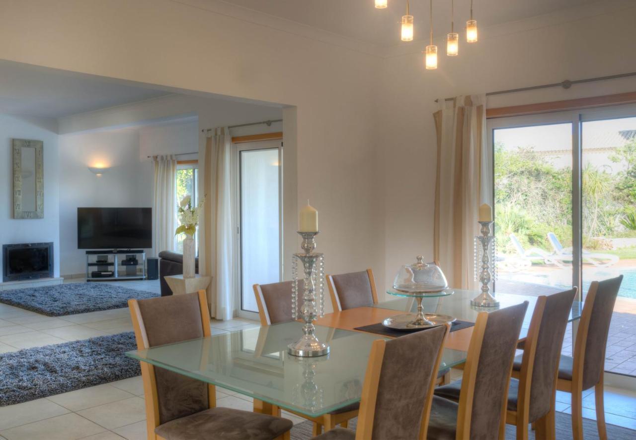 Montanha, Luxury Coastal Villa, With Swimming Pool, Loungers And Alfresco Dining, 10 Min Walk To The Beautiful Da Beach, Shops, Bars And Restaurants! Villa Luz