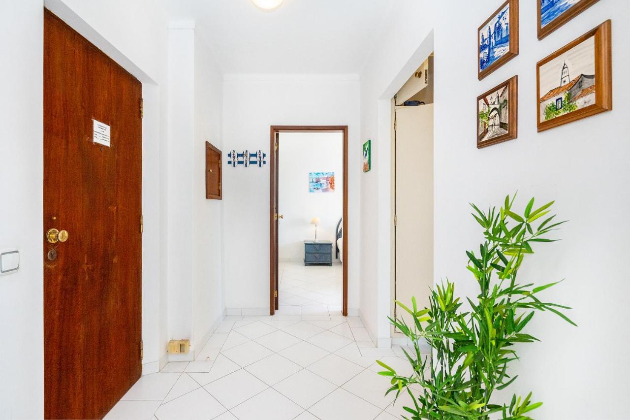 Da Rocha, 605 Concorde, Charming With Sea View, Internet And Parking, By Ig * Portimao