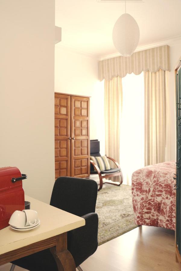 6/4 De Sado Guest house