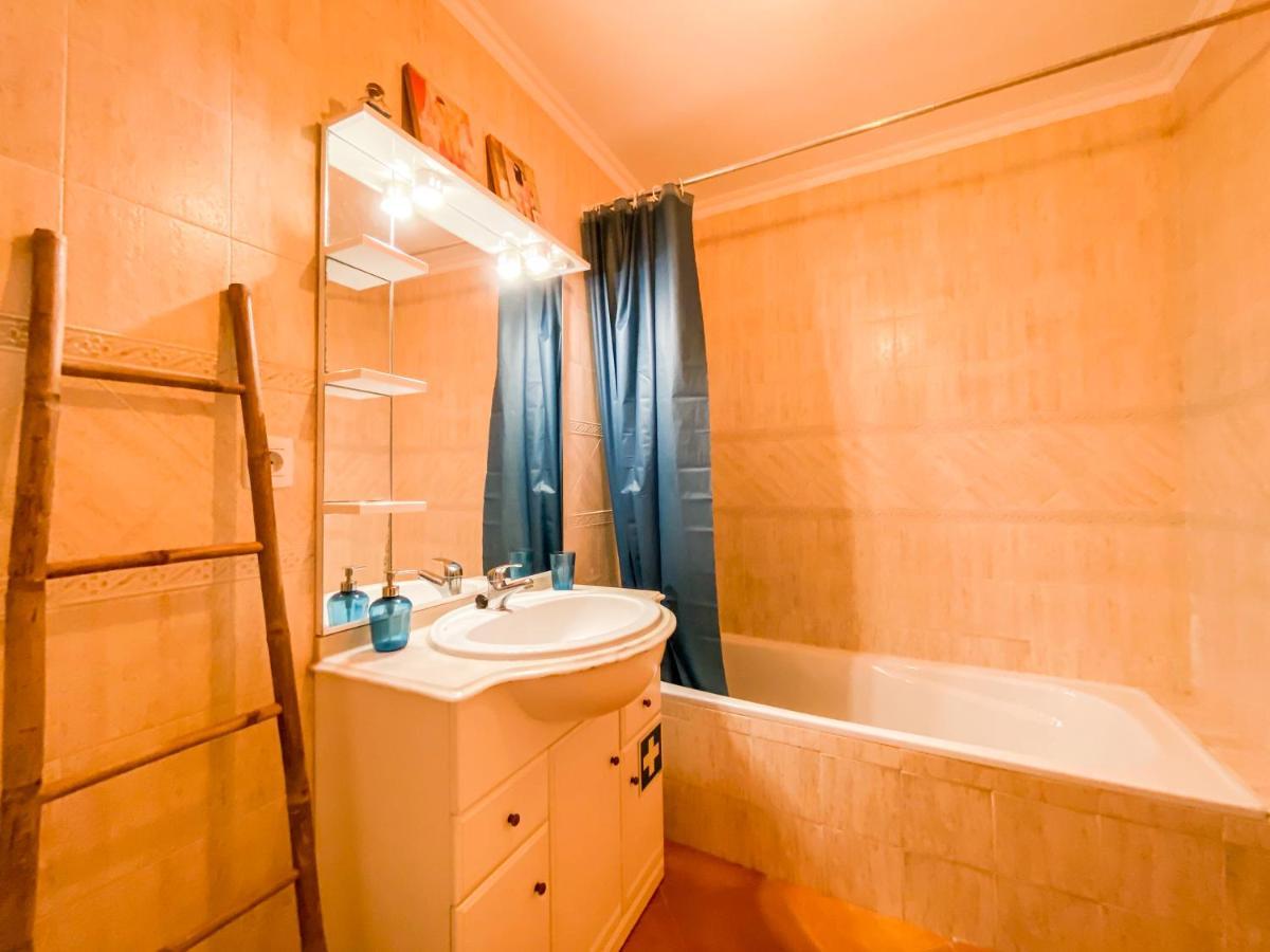 Sea View By & Marina #1869 Appartement *