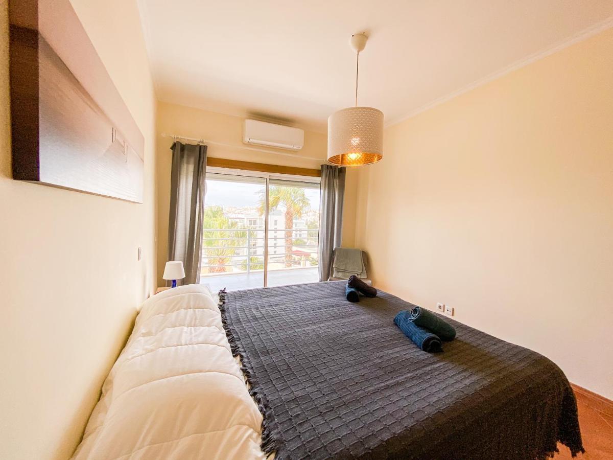 Appartement Sea View By & Marina #1869 *