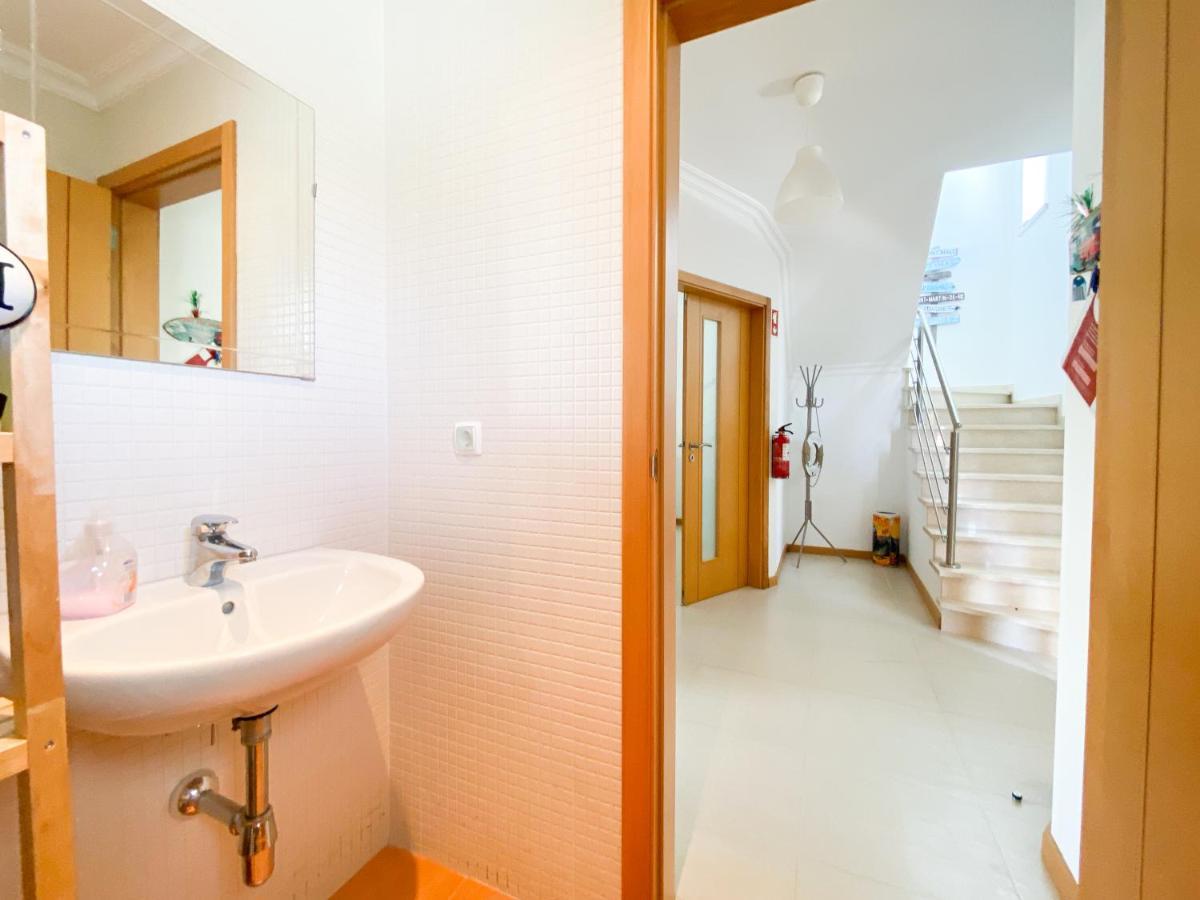 Casa Juju - Férias Em Familia Em Apartamento Com Piscina Perto Da Praia Lagos