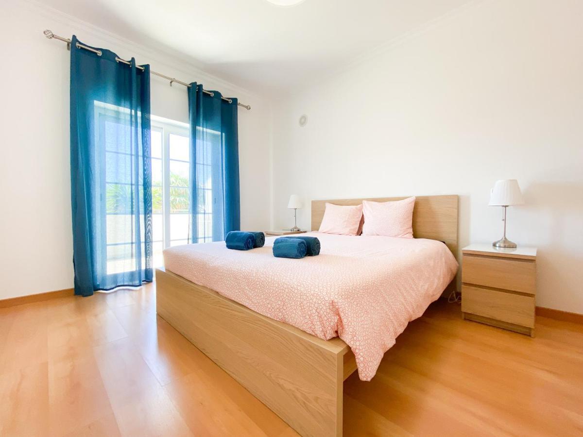 Casa Juju - Férias Em Familia Em Apartamento Com Piscina Perto Da Praia Apartamento *
