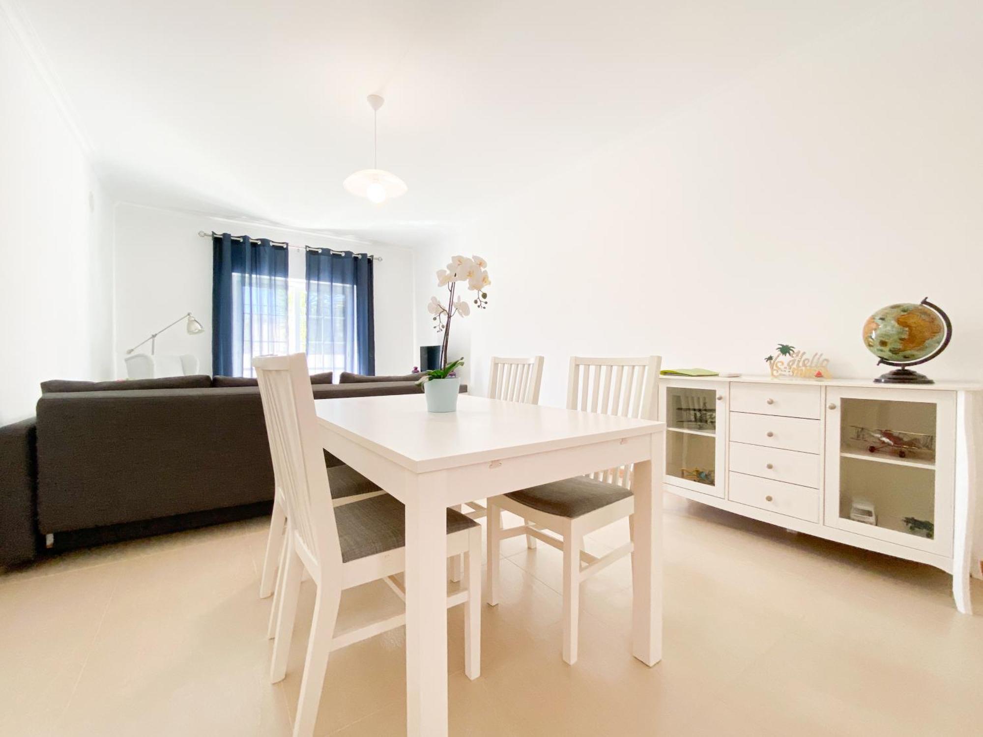 Casa Juju - Férias Em Familia Em Apartamento Com Piscina Perto Da Praia * Lagos