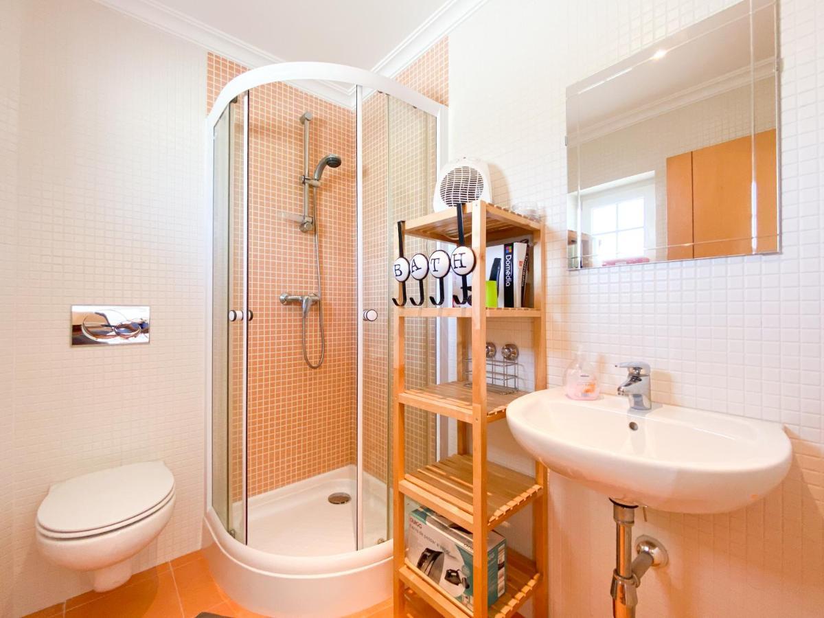 Casa Juju - Férias Em Familia Em Apartamento Com Piscina Perto Da Praia Apartamento Lagos