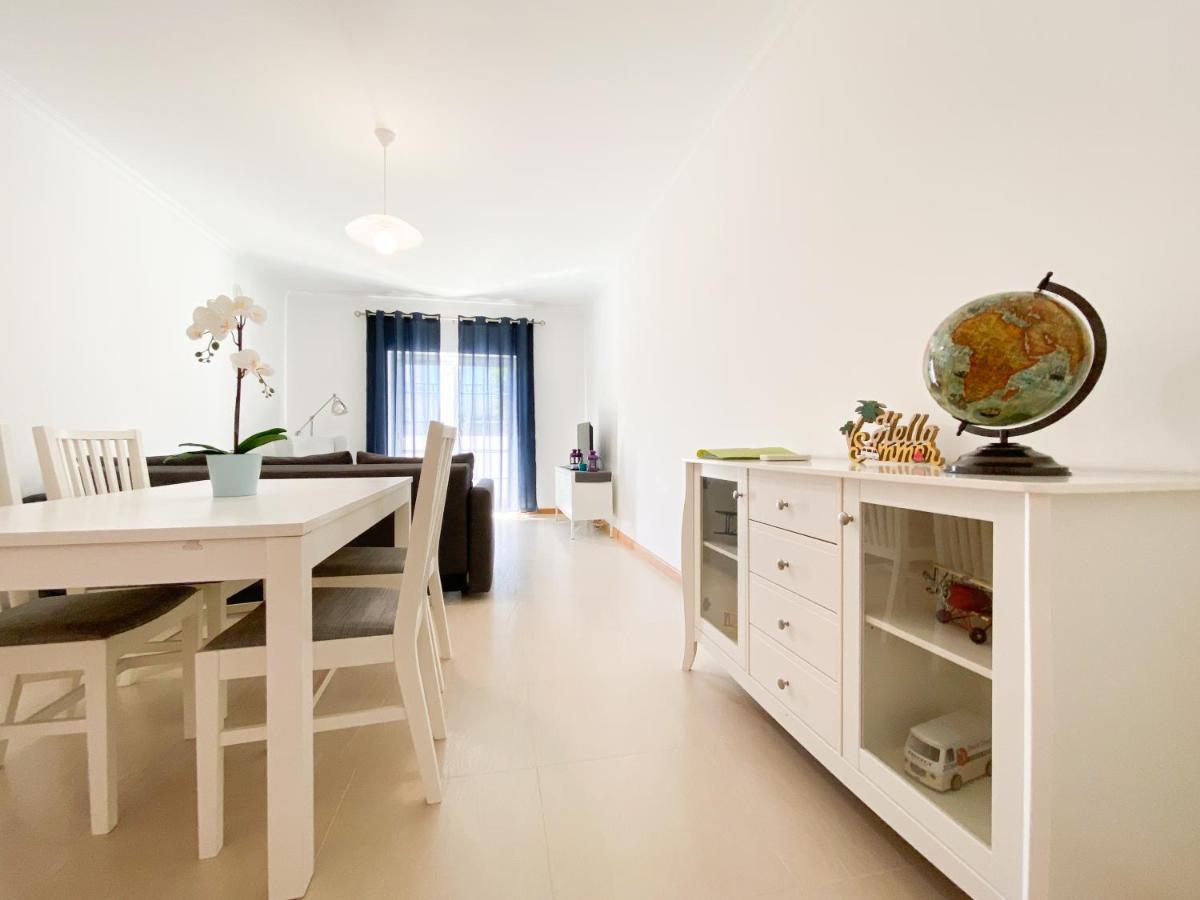 Casa Juju - Férias Em Familia Em Apartamento Com Piscina Perto Da Praia *