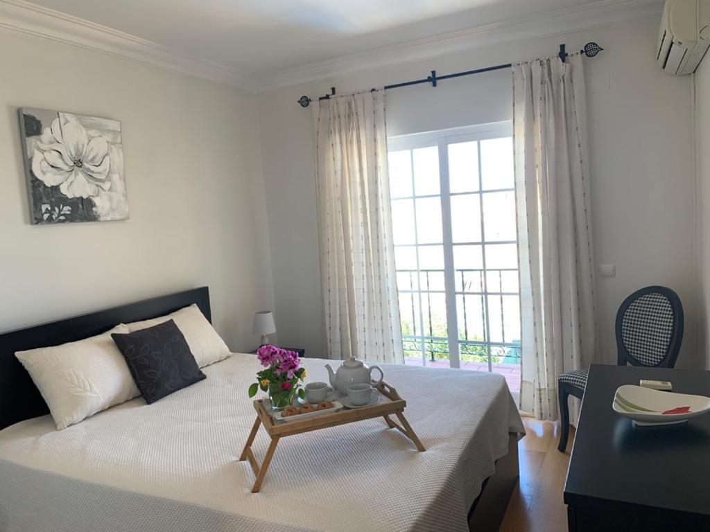 Casa Roseiras Сasa de vacaciones Ferragudo (Faro)