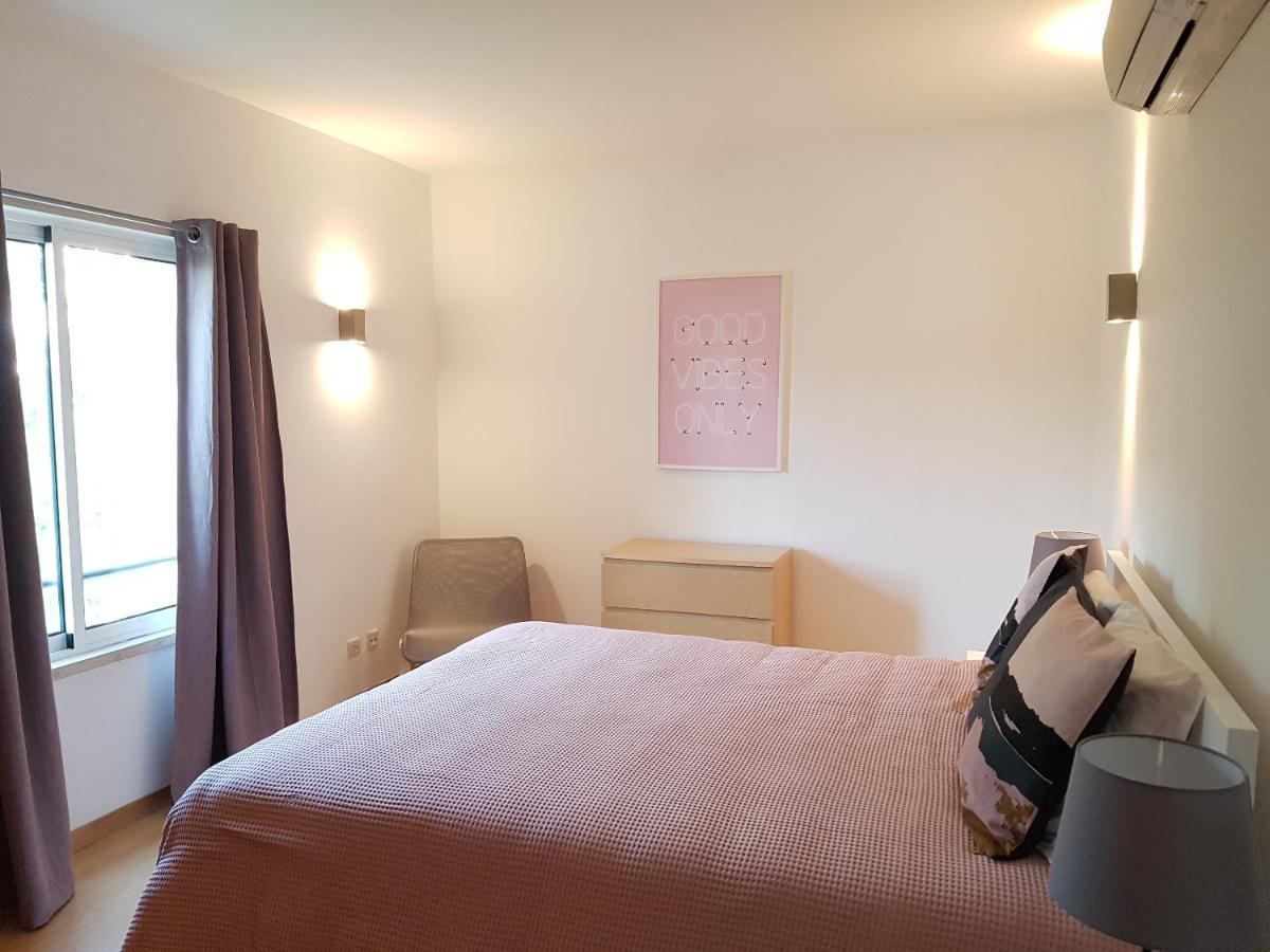 Marina Side Apartment *